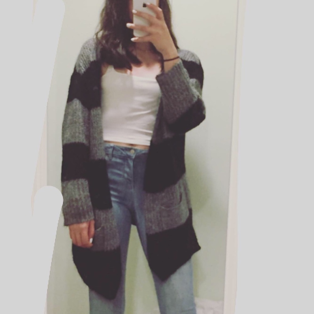 Zara knits cardigan sweater